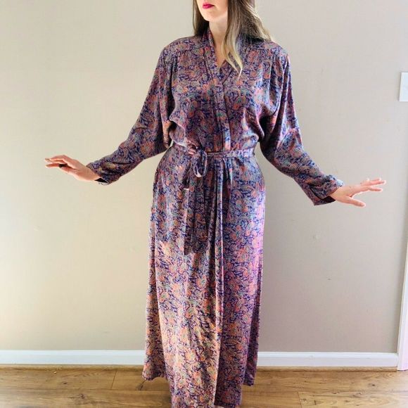Vintage Other - Vintage Laura Adams Paisley Print Purple Robe